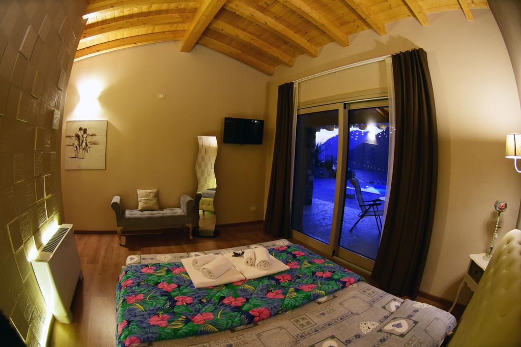 Agriturismo Le Fontane سيل ماراسينو الغرفة الصورة